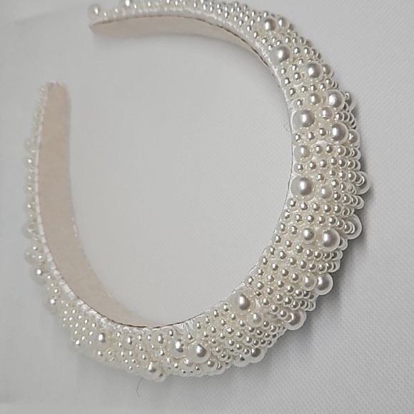Bridal pearl headband - Picture 4 of 4